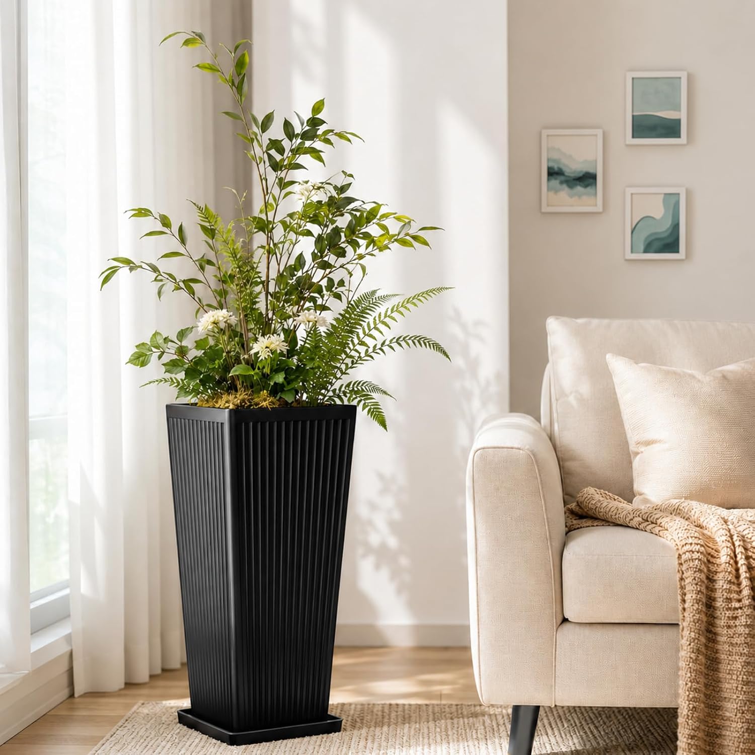 Square grooved planter - Image 2