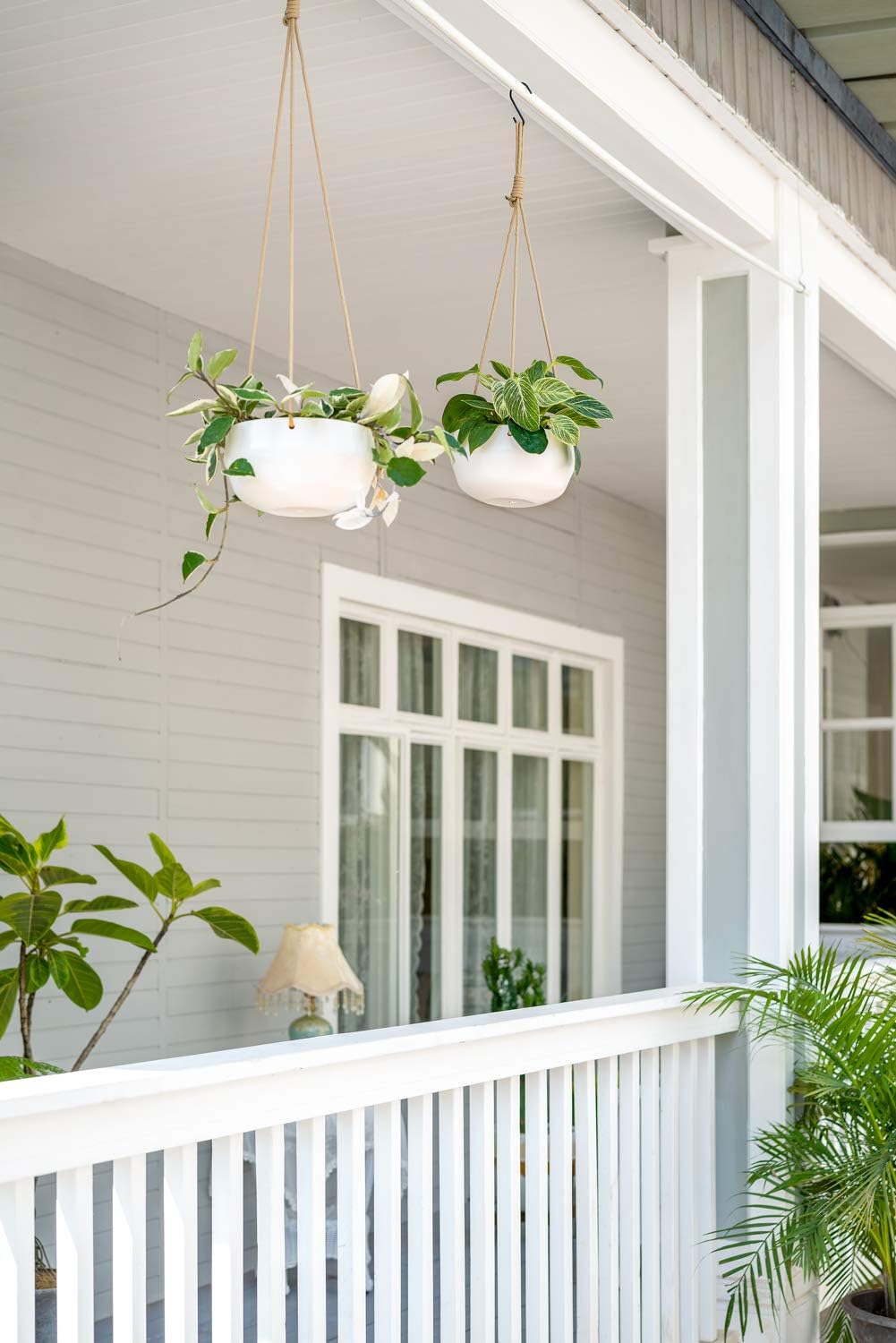Ceramic hanging planter